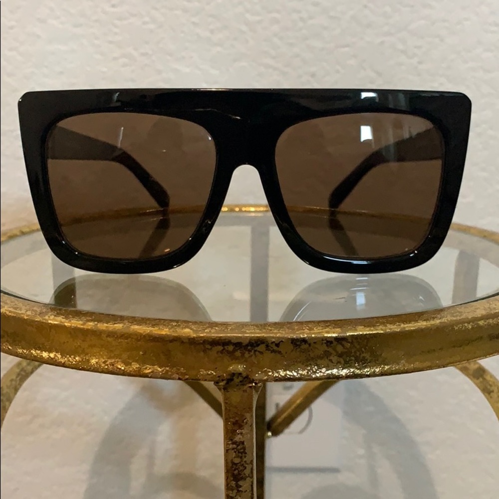 Quay “Cafe Racer” sunnies